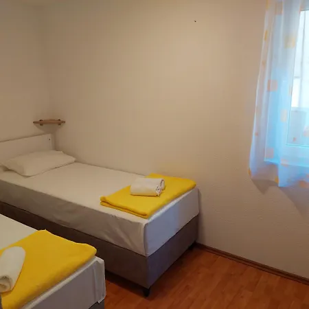 Appartement Domenika *